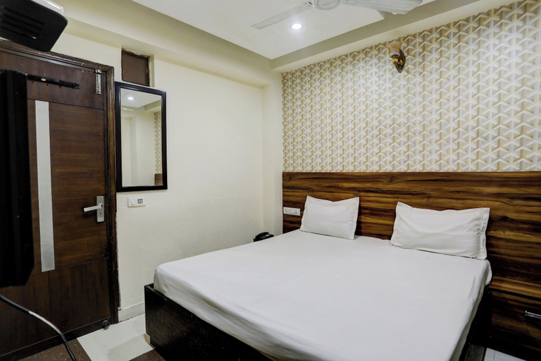 Others 2, Hotel O HCN, Ludhiana