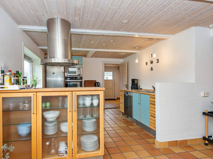 Others 5, 8 Person Holiday Home in Henne, Varde
