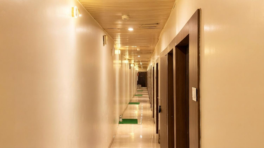 Public Area 3, Hotel Embassy Suites, Mumbai Suburban
