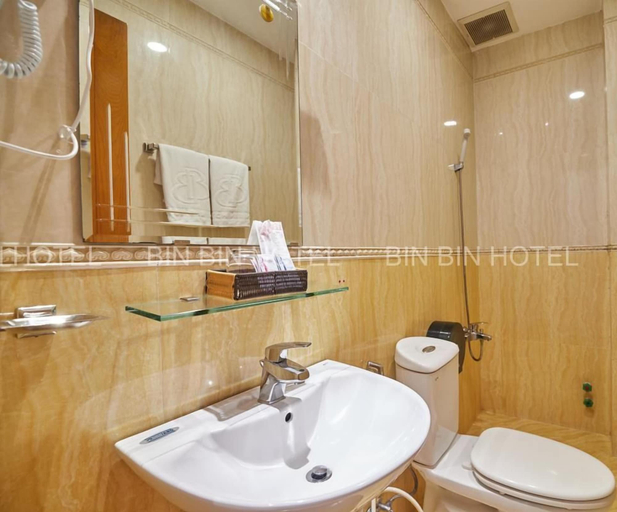 Bathroom 5, Bin Bin Hotel 2 - Near Him Lam D7, Ho Chi Minh City