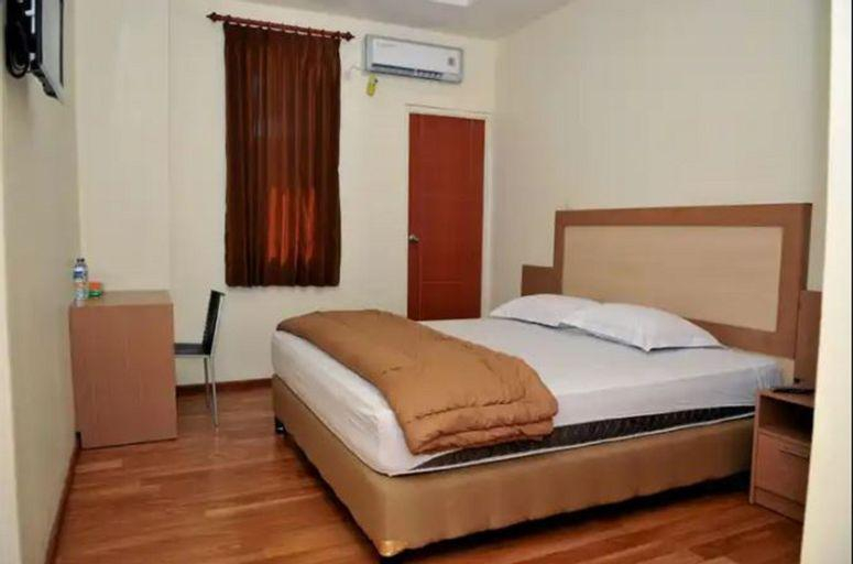 Bedroom 3, Calista Beach Hotel, Bau-Bau