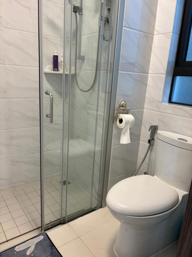 Bathroom 2, Seaview 2B2R 6pax Condo Forest City C5-2404, Johor Bahru