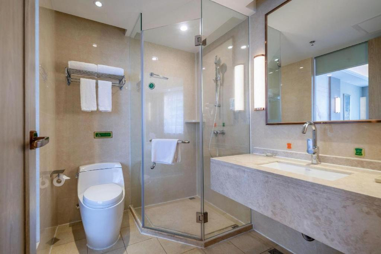Bathroom 3, Vienna International Hotel (Sanya High-speed Railway Station), Sanya
