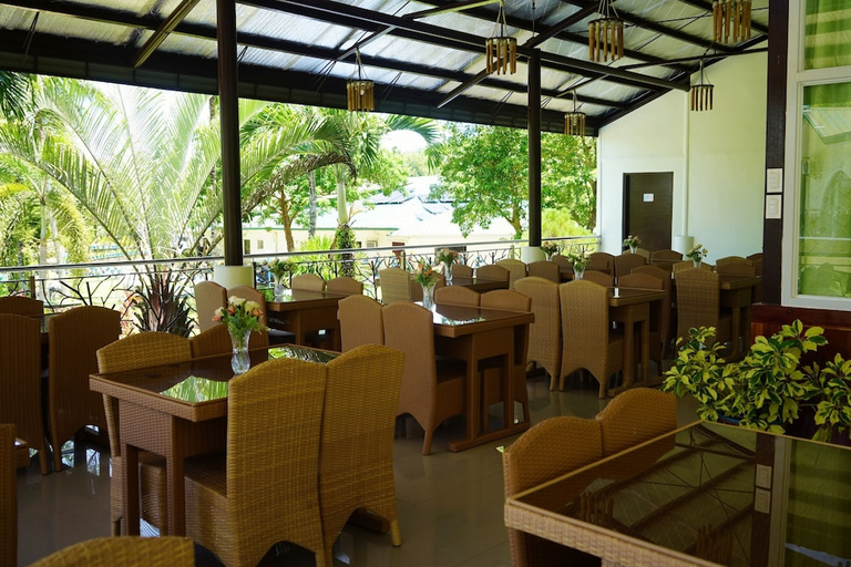 Food & Drinks 3, Hidden Valley Mountain and Wavepool Resort, Pinamungahan