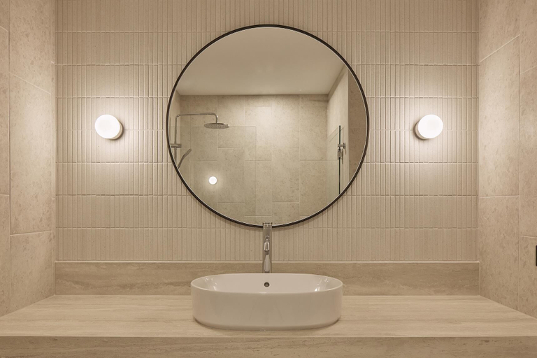 Bathroom 5, Flagstaff Gardens Hotel Melbourne, Melbourne