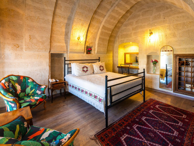 Bedroom 2, Jacob's Cave Suites, Nevşehir