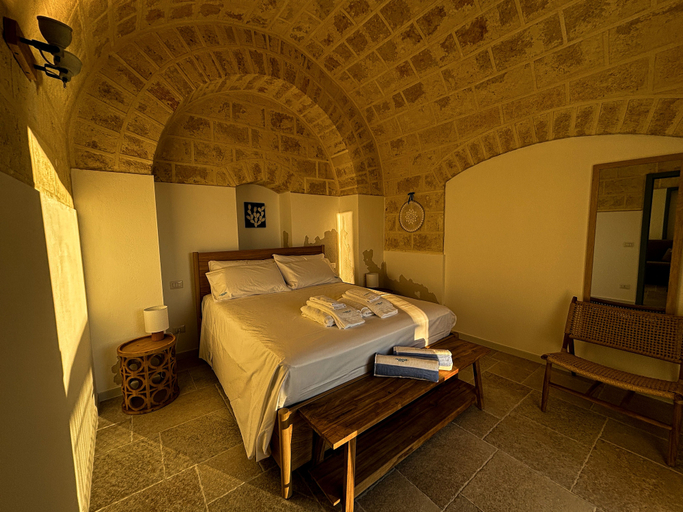 Others 4, Ammare B&B, Barletta-Andria-Trani