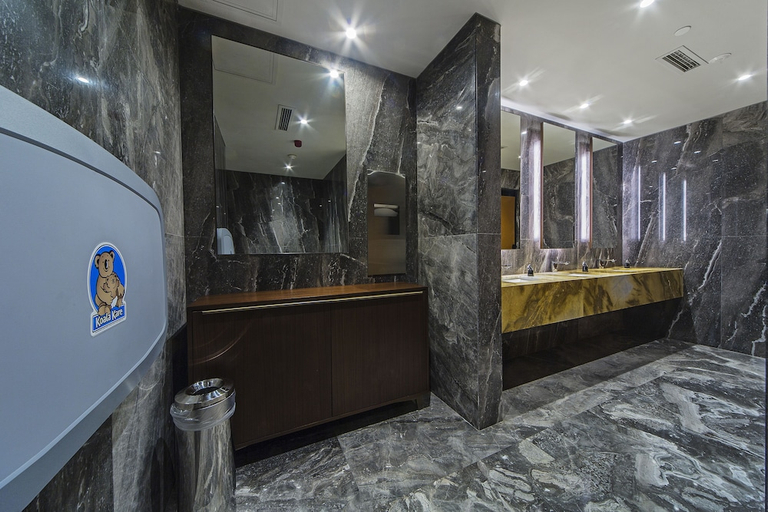 Bathroom 5, Naz City Hotel Taksim, Beyoğlu