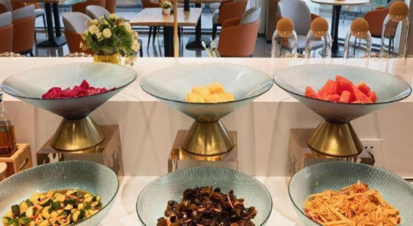Food & Drinks 5, City Comfort Inn Hechi Yizhou Erqiao, Hechi
