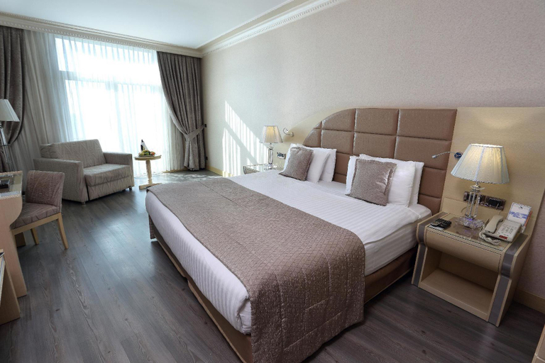 Bedroom 5, Eser Premium Hotel and Spa, Büyükçekmece