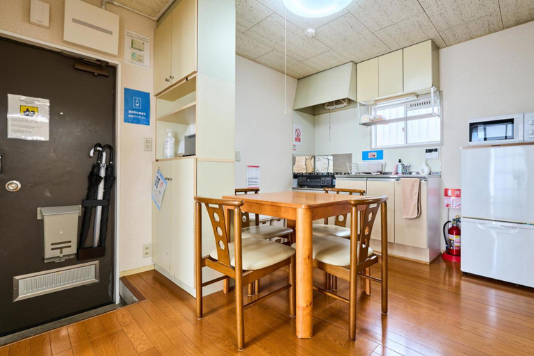 Others 2, Enoshima Apartment Hotel, Fujisawa