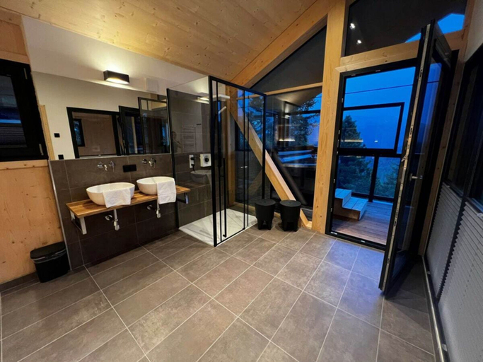 Others 2, Superior Chalet #14 With Sauna & Hot Tub, Murau