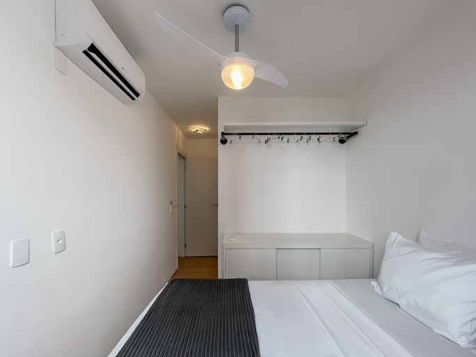 Others 4, 2BR Apt w Balcony and View - Santo Cristo Eq1709, Rio de Janeiro