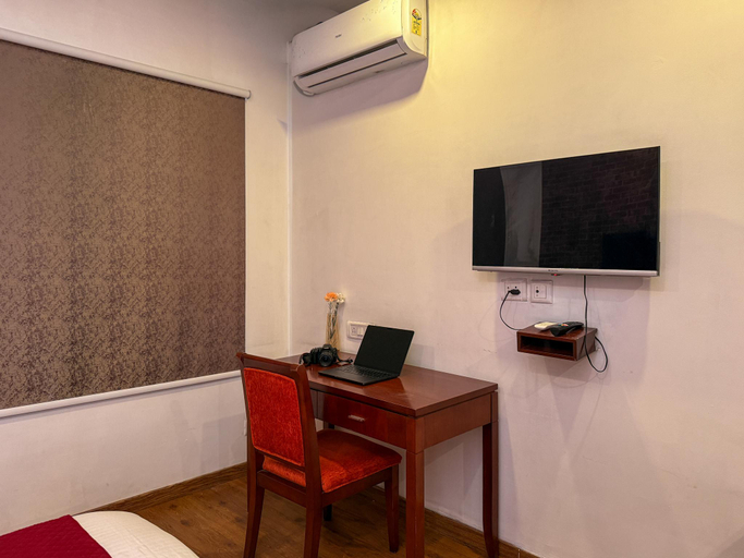 Bedroom 3, C Suites Lotus Park, Bangalore