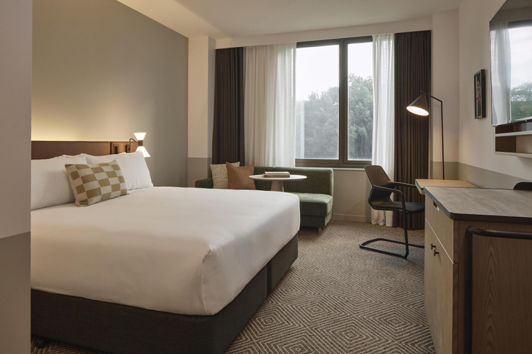 Bedroom 1, Flagstaff Gardens Hotel Melbourne, Melbourne