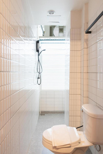 Bathroom 4, SamYan Story Boutique Hotel, Bang Rak