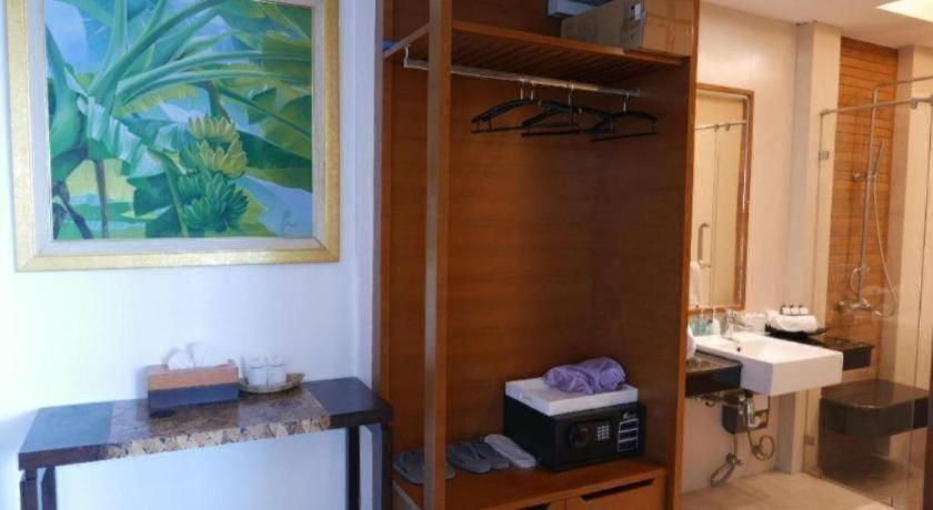 Bathroom 3, AT Kung Kra baen Hotel and Residence, Tha Mai