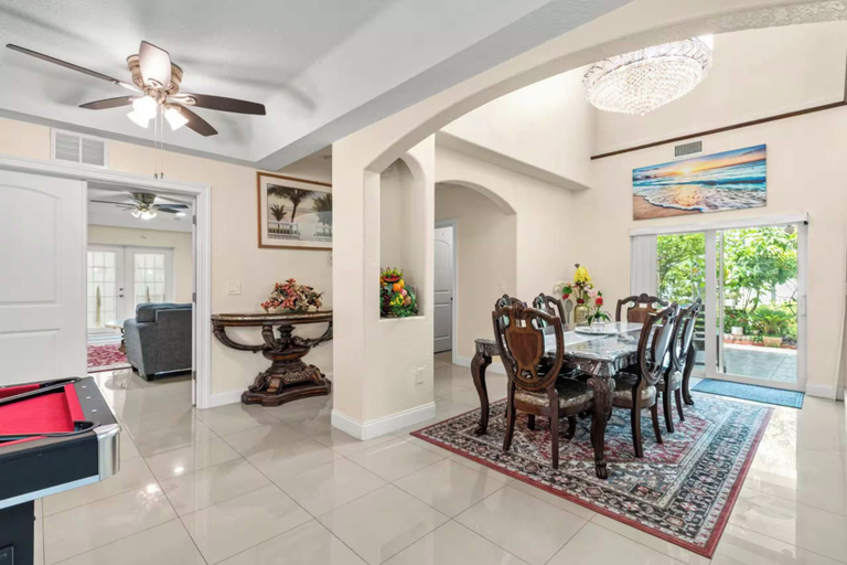 Others 3, 4BR Pinellas Park Beach & Game Home, Pinellas