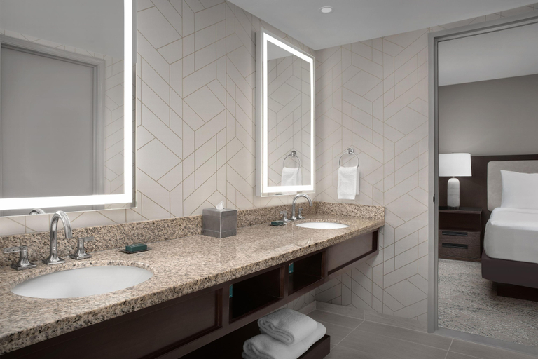 Bathroom 5, Doubletree by Hilton Philadelphia Airport, Philadelphia