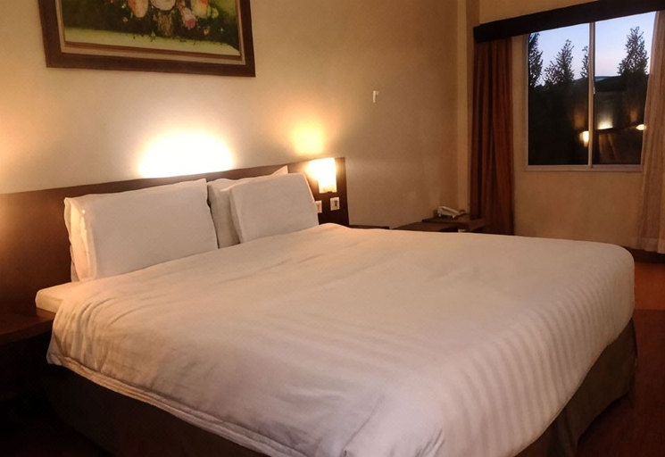 Bedroom 2, Sere Nauli Hotel, Toba