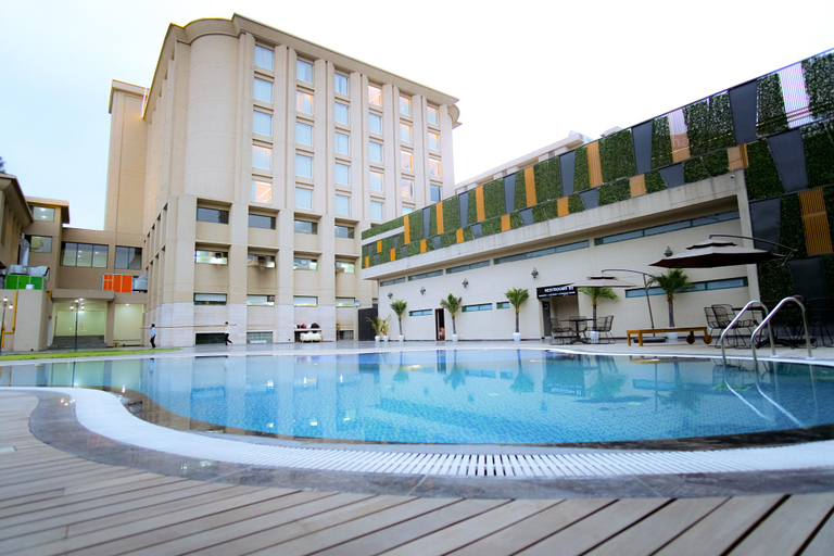 Sport & Beauty 5, The Mars Resort, Meerut