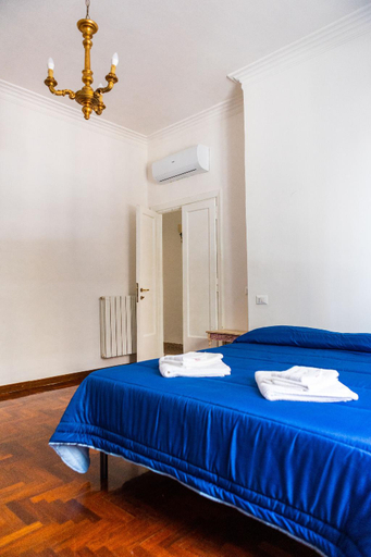 Bedroom, Alexander Vatican House, Rome