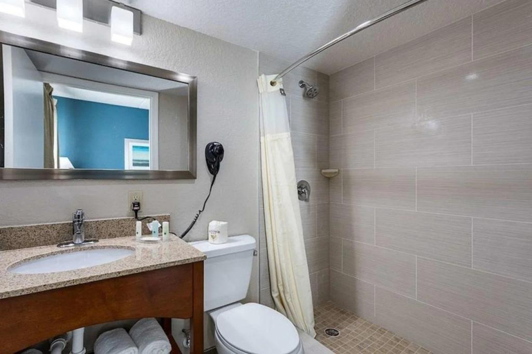 Bathroom 3, Heritage Park Inn, Osceola