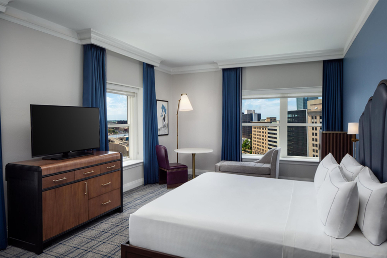 Bedroom 3, Skirvin Oklahoma City, a Hilton Hotel, Oklahoma