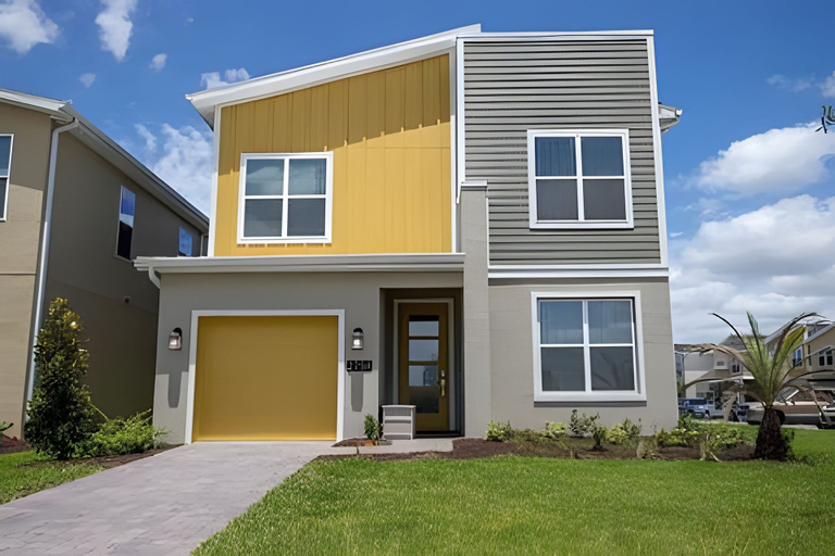 Others 2, 5BR Storey Lake Home, Heated Pool, Osceola