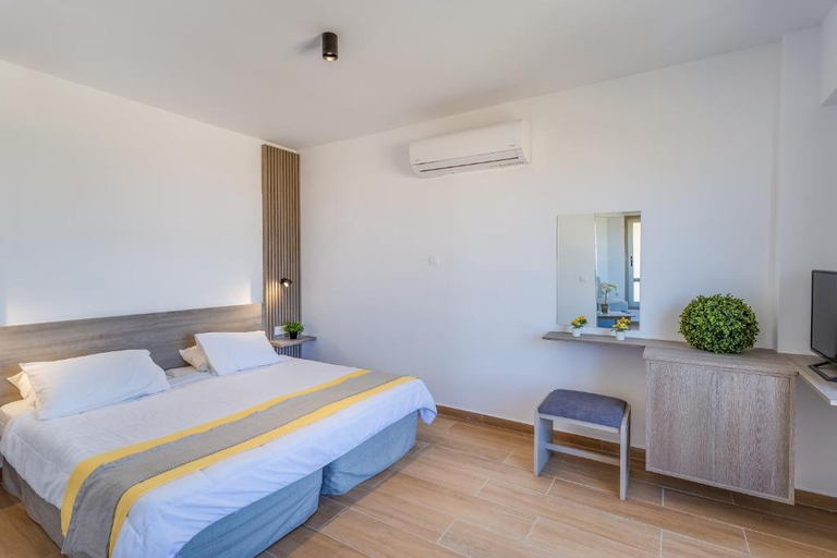 Bedroom 3, Toxotis Hotel