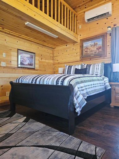 Bedroom 2, Grandpa's Cabin, Washington
