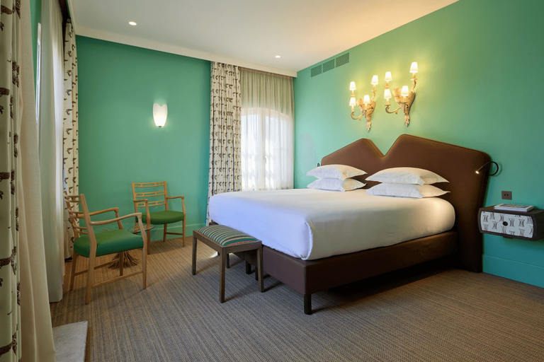 Bedroom 3, Grand Hôtel Nord-Pinus, Bouches-du-Rhône