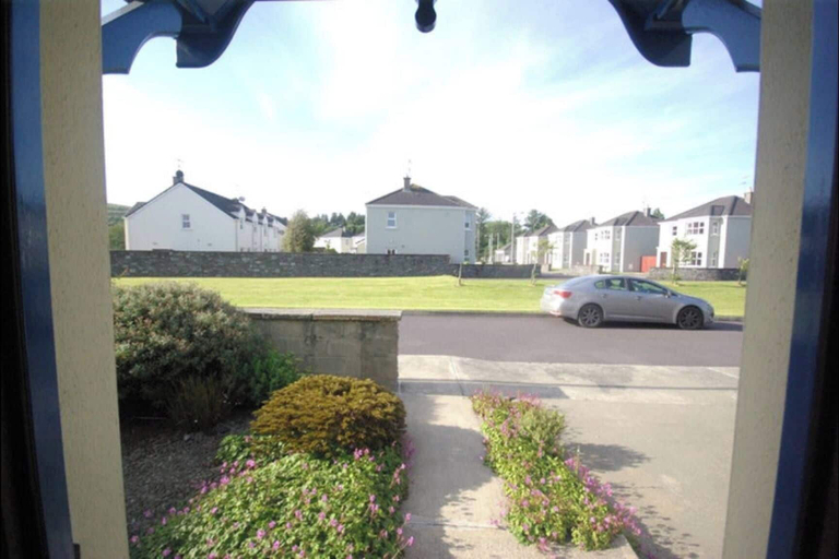 Others 1, Charming 4-bedroom House in Skibbereen - Pet Friendly Retreat