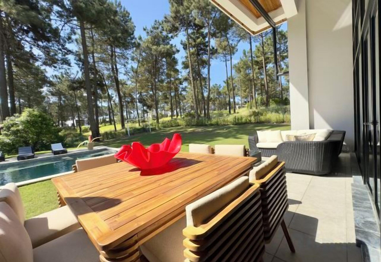 Others 3, BelArt Golf Villa, Almada