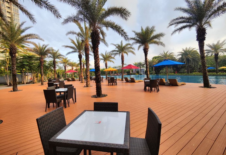 Food & Drinks 4, Gold Coast Apartment, Jakarta Utara