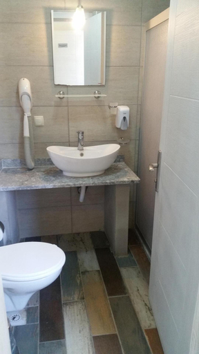 Bathroom 3, Camlikosk Apart Hotel, Bodrum