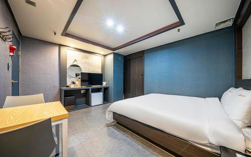 Bedroom 3, Changwon Jungangdong Paradise, Changwon
