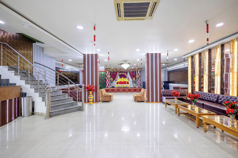 Others 2, Treebo Parth Paradise, Gautam Buddha Nagar