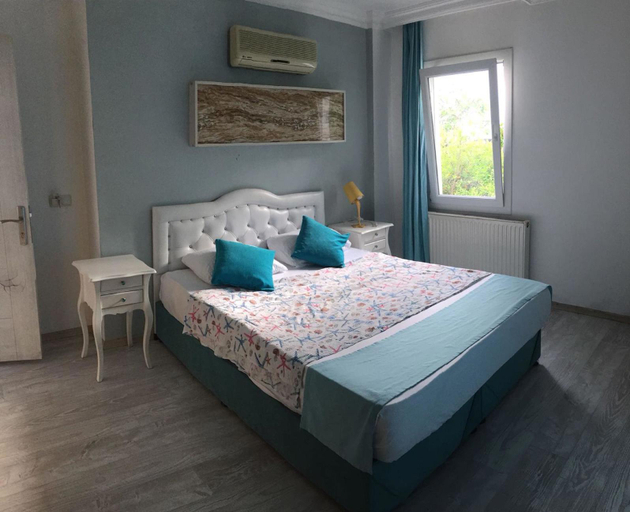 Bedroom 4, Camlikosk Apart Hotel, Bodrum