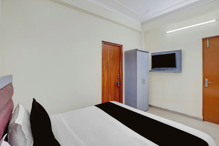 Others 3, otel O Uttaranchal University Road, Dehradun