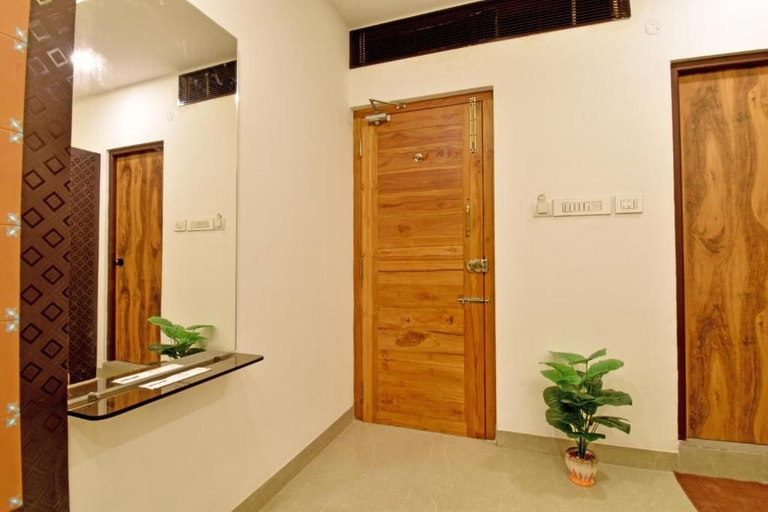 Others 2, AKG Hotel, Puducherry
