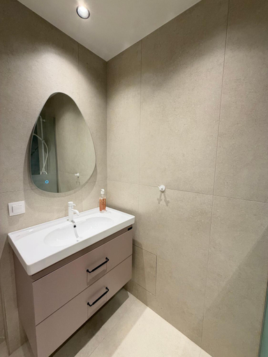 Bathroom 3, S&C Kosmos Beach Resort, Ionian Islands