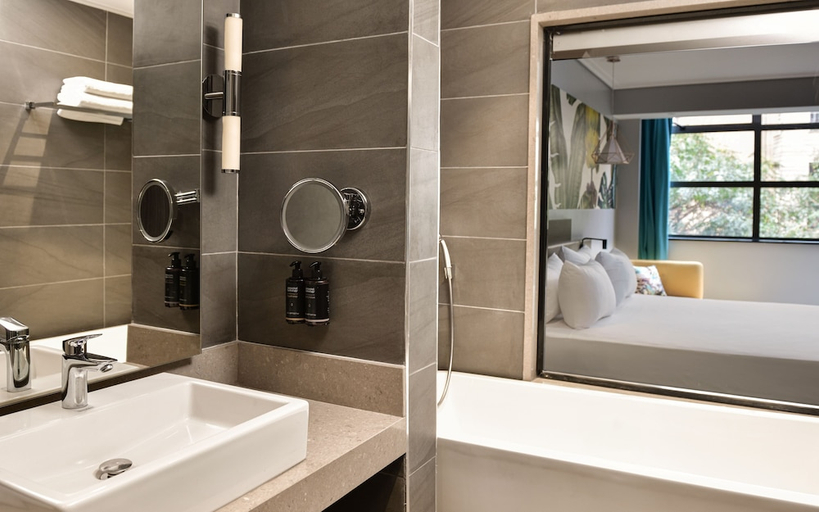 Bathroom 5, Novotel Nairobi Westlands, Westlands