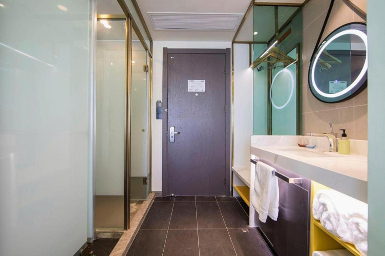 Bathroom 4, ibis Styles Beijing Capital Airport Hotel, Beijing