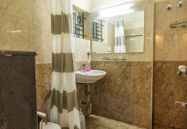 Bathroom 4, Suraksha Stay Brookfield, Bangalore