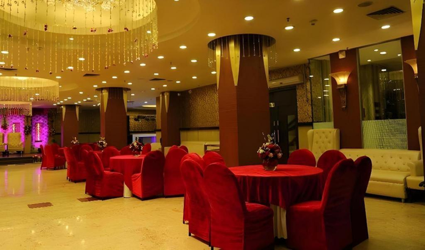 Others 5, Hotel Signature Grand, Delhi