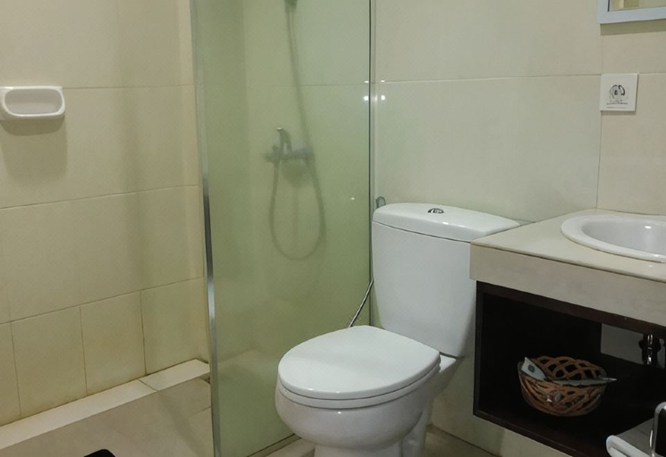 Bathroom 3, Sere Nauli Hotel, Toba