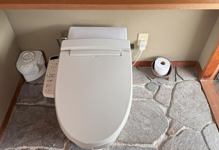 Bathroom, Shuku Kaifuu, Minamichita