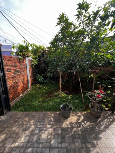 Others 2, PENDOPO NILAM DEN ERWIN, Bekasi