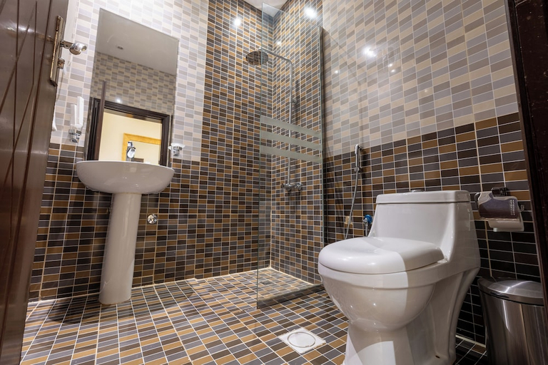 Bathroom 3, Al Muhaidb Residence Al Malaz 6 - Economic, Riyadh
